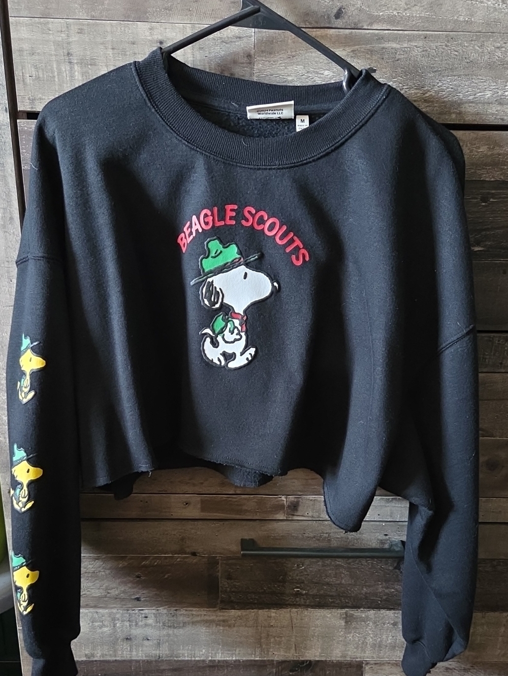 Aeropostale Peanuts Black Cropped Sweatshirt